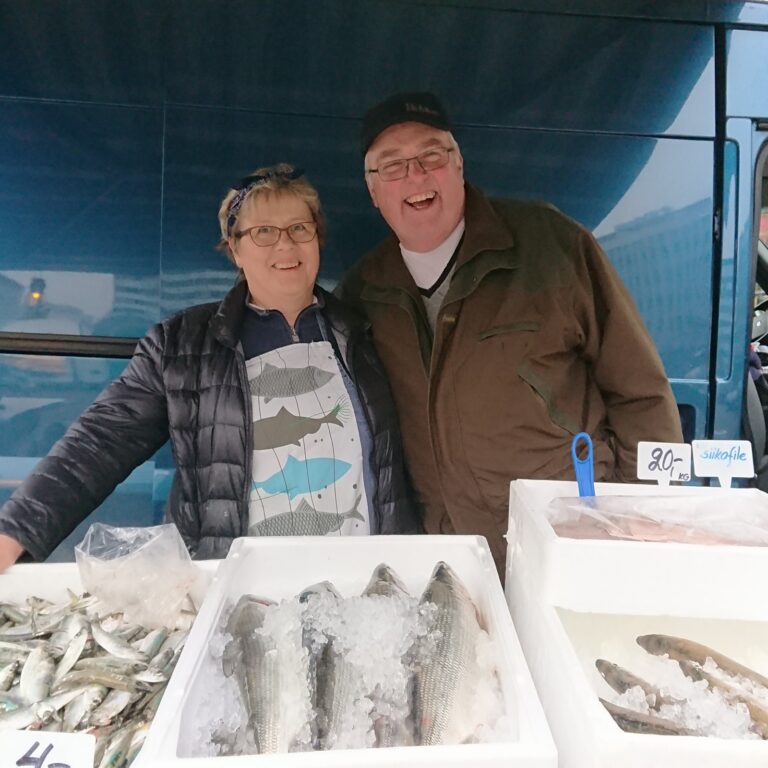 DSC 0894 cropped 768x768