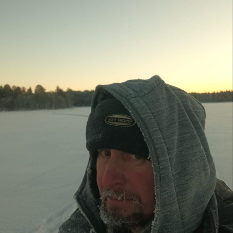 Pakkaspavia cropped 768x768